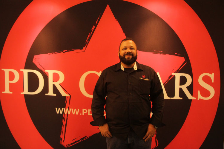 Hersteller Abraham Flores von Flores y Rodriguez